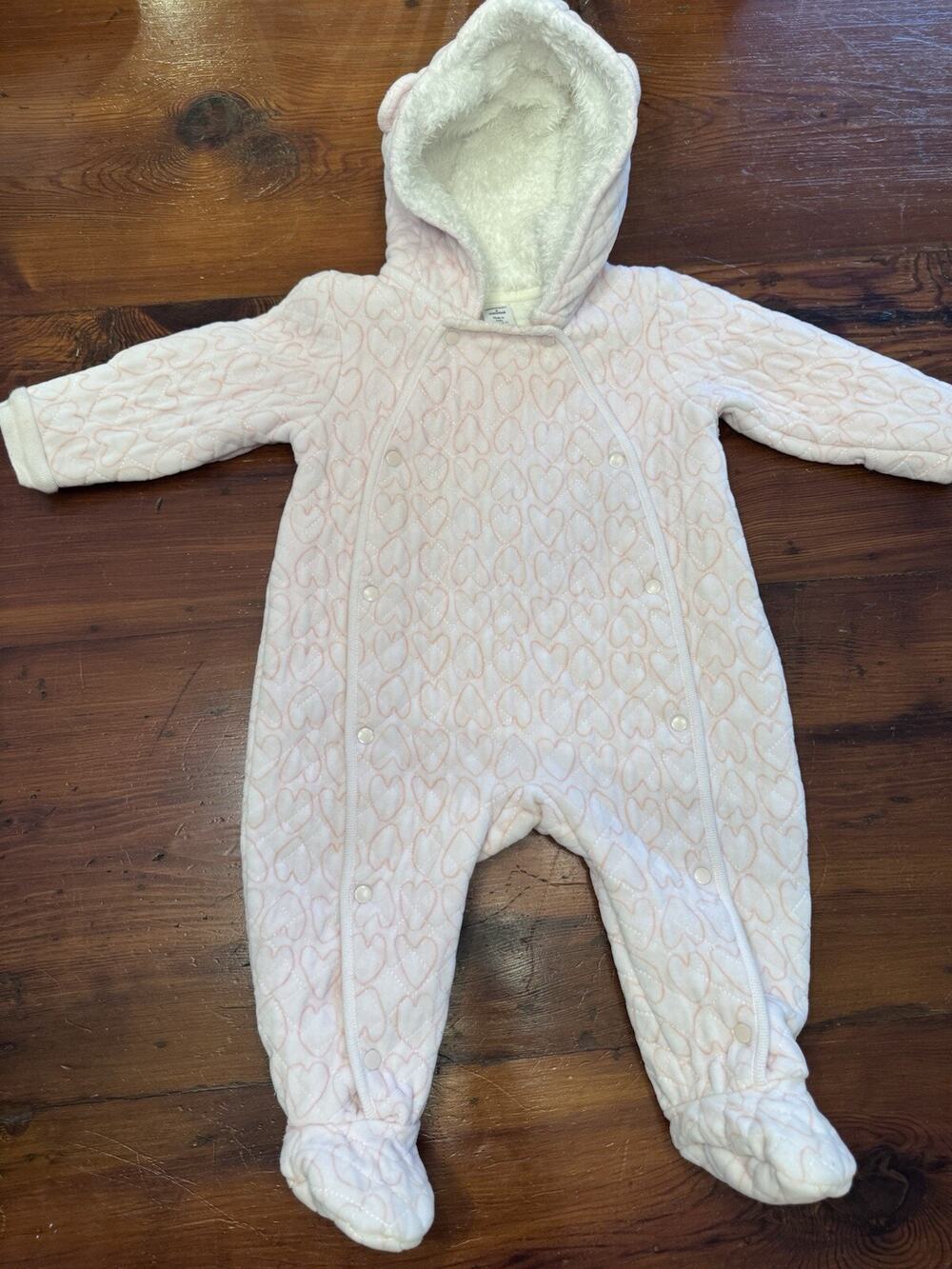 Nordstrom Light Pink Heart Print Bunting Suit 9 months Quilted Bear Suit Warm